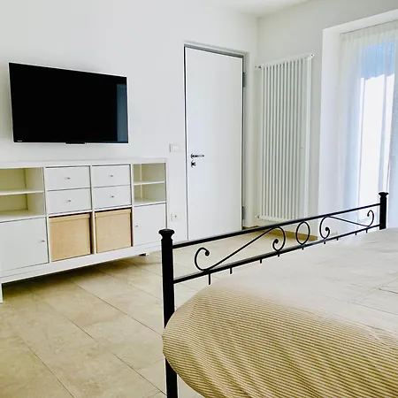 Casa Vicolo Fiori, Quiet Location Very Close To The *